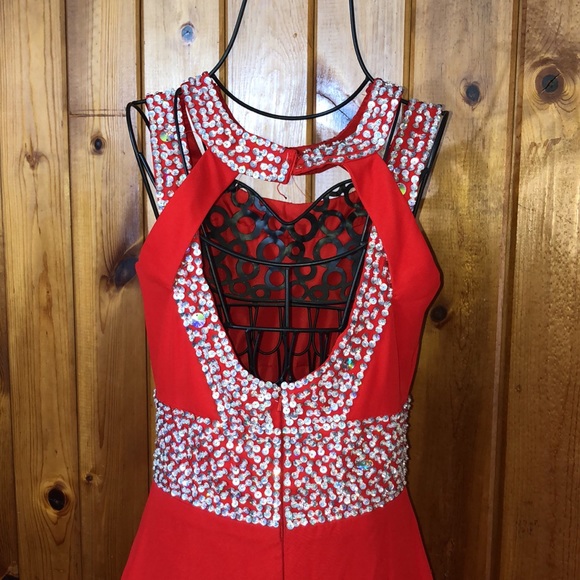 A line red haltered keyhole beaded ruched chiffon prom dress with slit XS/2 - Picture 14 of 17